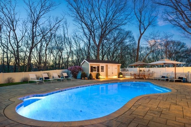 134 Candlewood Drive, Waltham, MA 02451