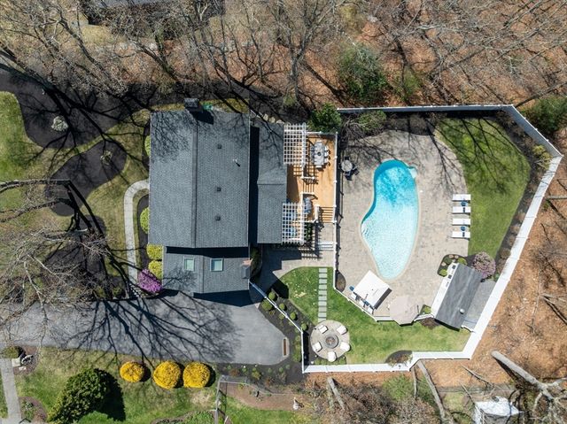 134 Candlewood Drive, Waltham, MA 02451
