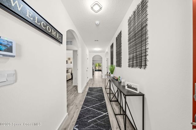 2043 Farmhouse Road SE, Palm Bay, FL 32909