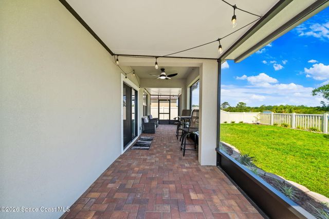 2043 Farmhouse Road SE, Palm Bay, FL 32909