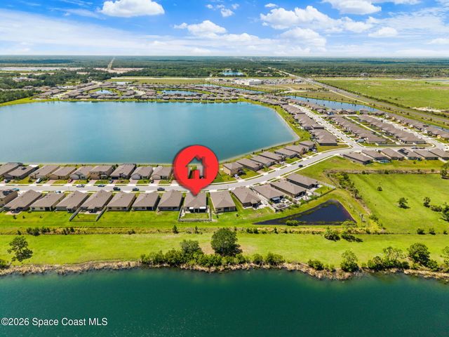 2043 Farmhouse Road SE, Palm Bay, FL 32909