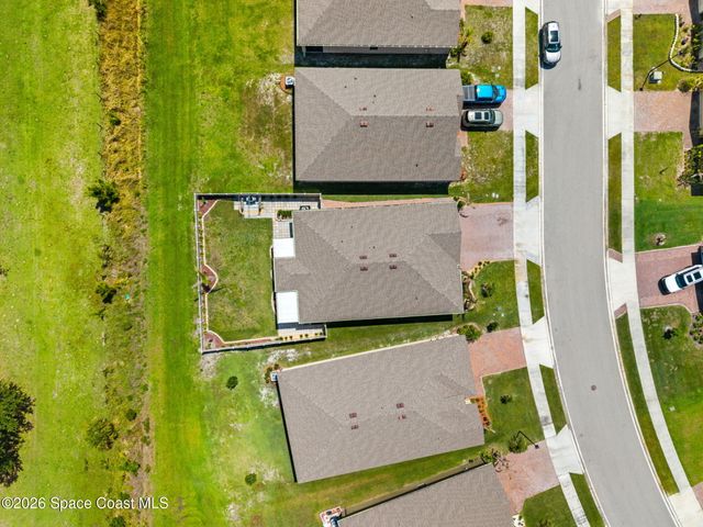 2043 Farmhouse Road SE, Palm Bay, FL 32909