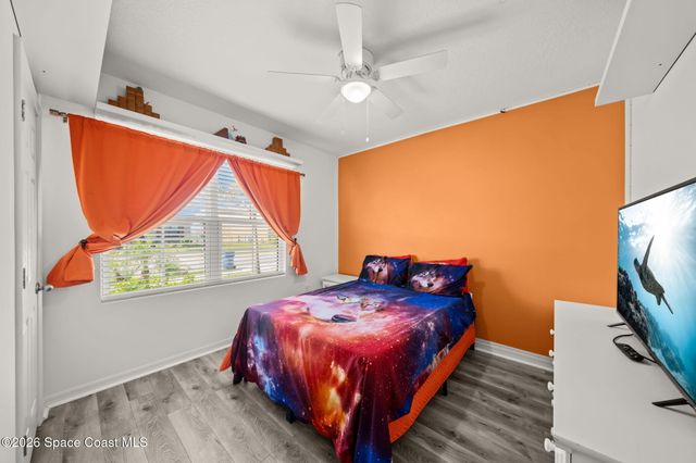 2043 Farmhouse Road SE, Palm Bay, FL 32909