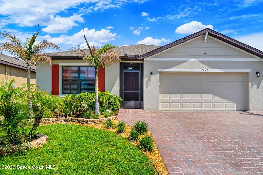 2043 Farmhouse Road SE, Palm Bay, FL 32909