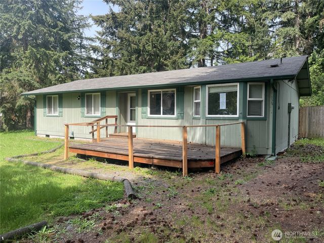 17827 Upland Drive SE, Yelm, WA 98597