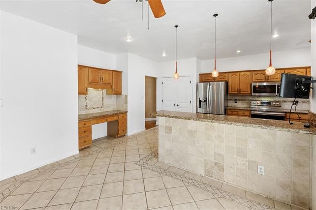 803 Gresham WAY, Chesapeake, VA 23323