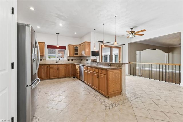 803 Gresham WAY, Chesapeake, VA 23323