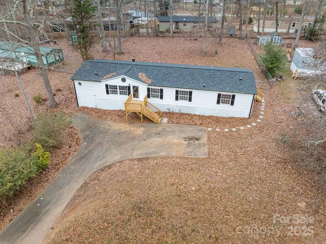 105 Lansdale Avenue, Lincolnton, NC 28092