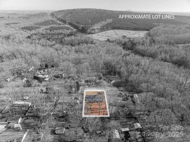 105 Lansdale Avenue, Lincolnton, NC 28092