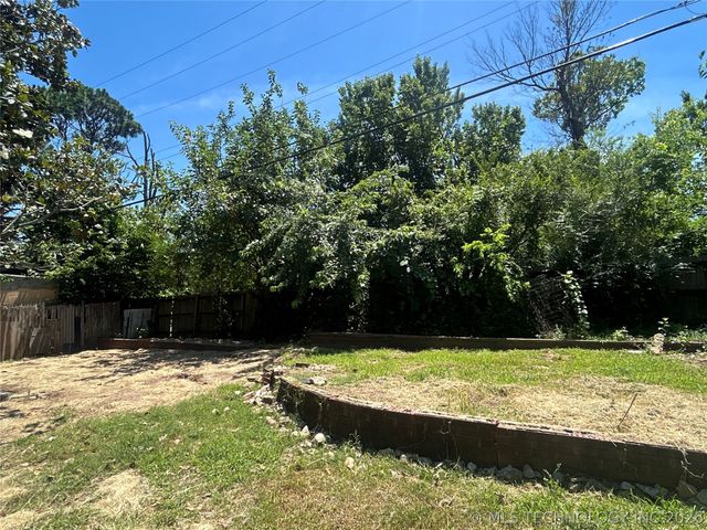 6224 E 28th Street, Tulsa, OK 74114
