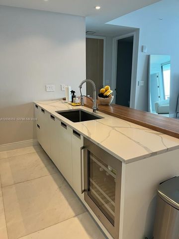 15701 Collins Ave 3104, Sunny Isles Beach, FL 33160