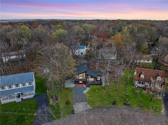 2930 Melody Lane, Coolbaugh Twp, PA 18466