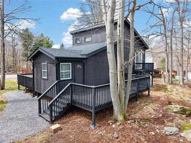 2930 Melody Lane, Coolbaugh Twp, PA 18466