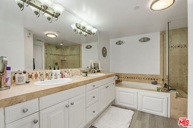 1000 E Ocean Boulevard 104, Long Beach, CA 90802