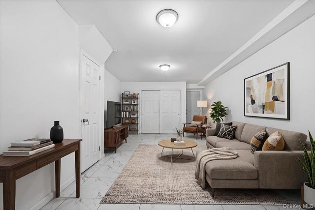 2050 Ryer Avenue, Bronx, NY 10457