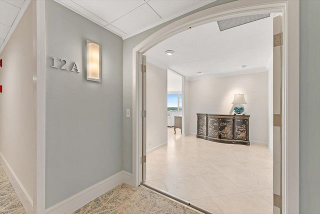 50 East Road 12a, Delray Beach, FL 33483