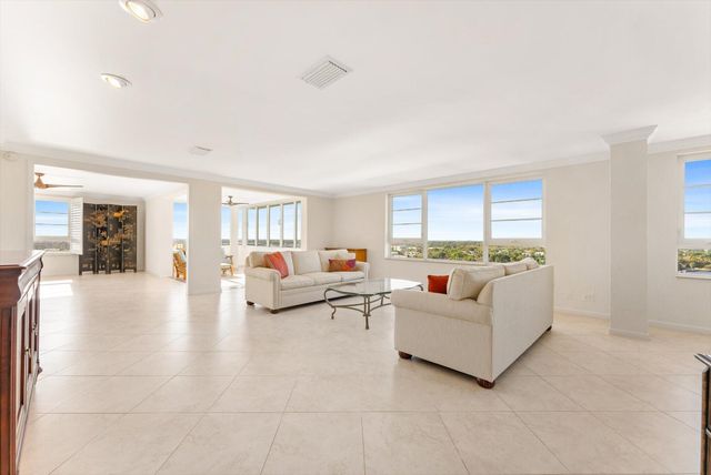 50 East Road 12a, Delray Beach, FL 33483