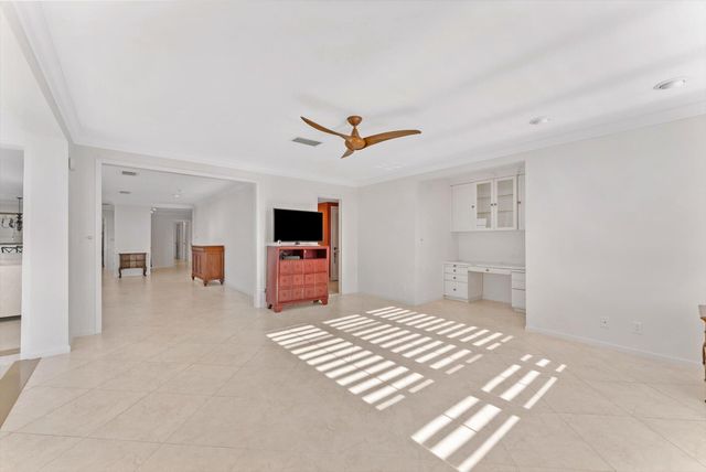 50 East Road 12a, Delray Beach, FL 33483