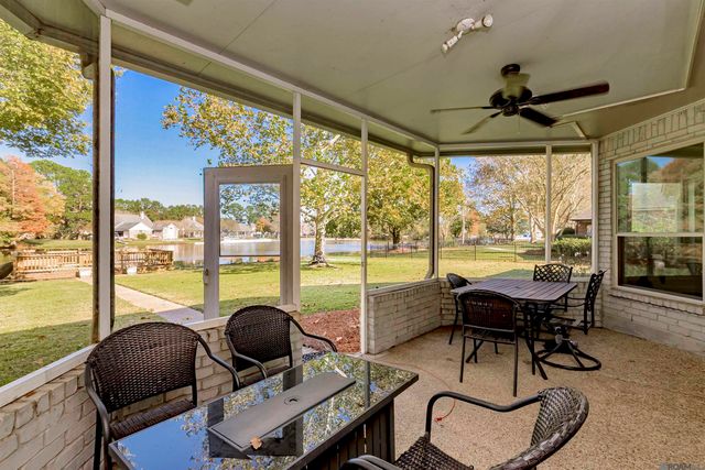 13725 Briarlake Ave, Baton Rouge, LA 70809