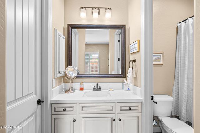 2471 E ROBIN Court, Gilbert, AZ 85296