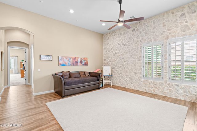 2471 E ROBIN Court, Gilbert, AZ 85296