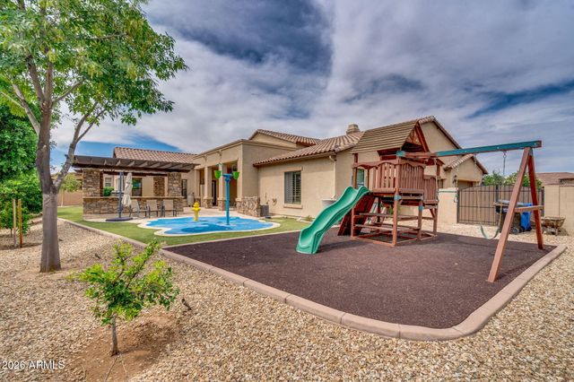 2471 E ROBIN Court, Gilbert, AZ 85296