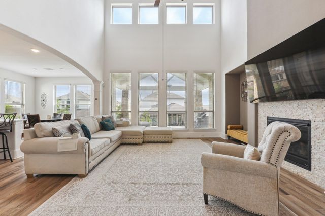 616 Buena Onda WAY, Austin, TX 78738