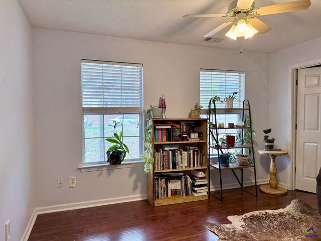 207 Gleneagle Drive, Byron, GA 31008