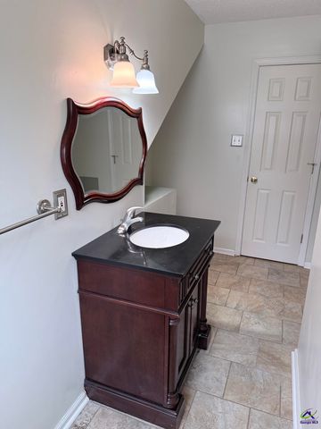 207 Gleneagle Drive, Byron, GA 31008