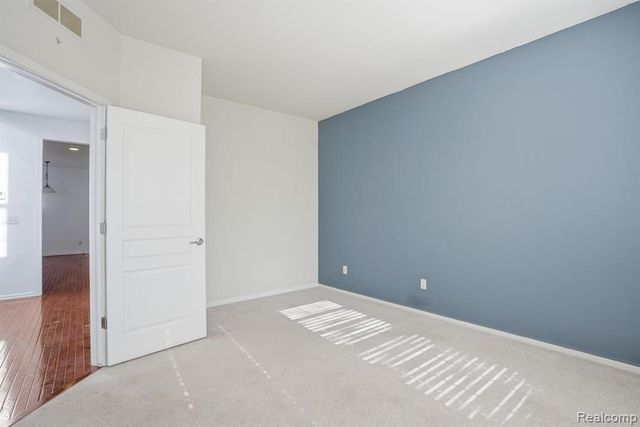 2240 Paddock Lane, Canton, MI 48188