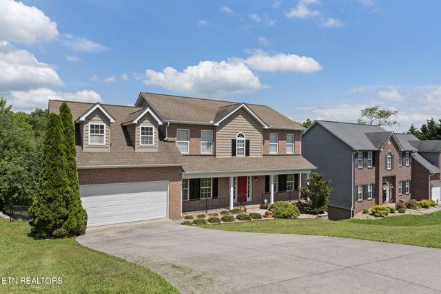 1820 Falling Waters Rd, Knoxville, TN 37922