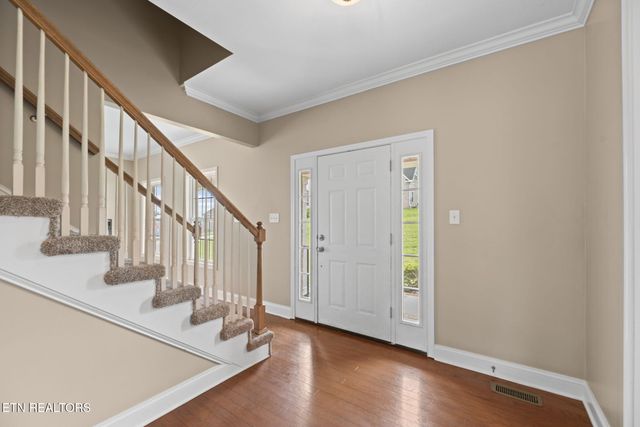 1820 Falling Waters Rd, Knoxville, TN 37922