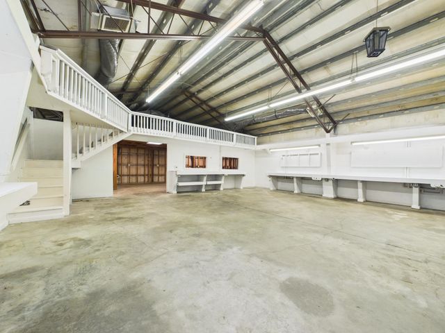 2444 S Hydraulic Ave, Wichita, KS 67216
