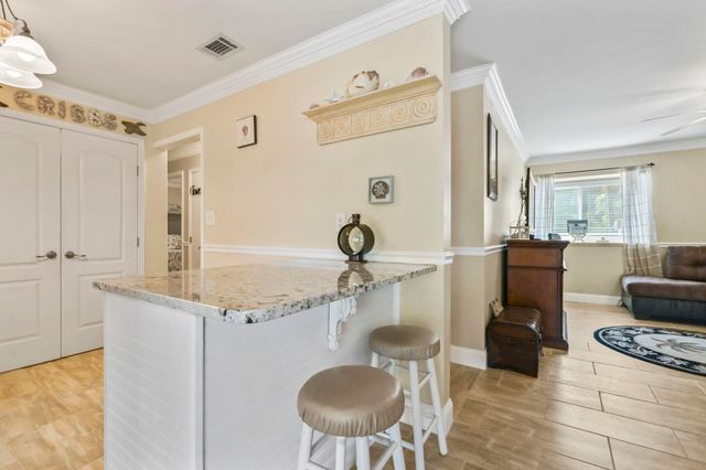 10301 N Kings Hwy Apt 12-4, Myrtle Beach, SC 29572