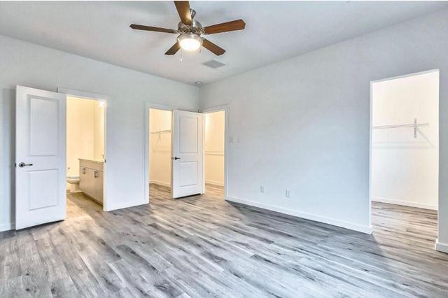 4803 Dig Dug Lane B, Houston, TX 77048