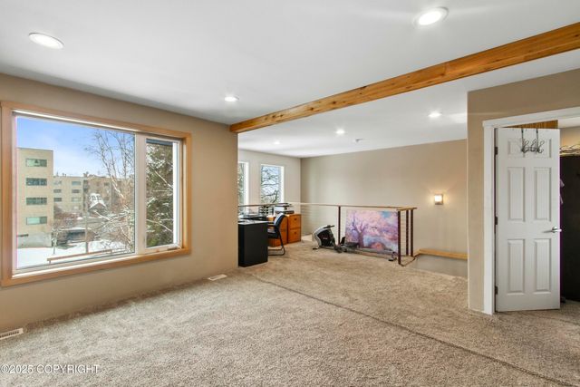 325 E 11th Avenue, Anchorage, AK 99501