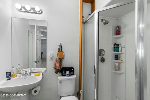 325 E 11th Avenue, Anchorage, AK 99501
