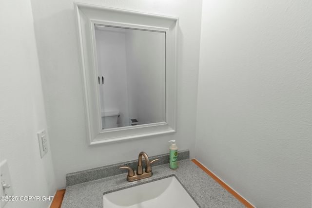 325 E 11th Avenue, Anchorage, AK 99501