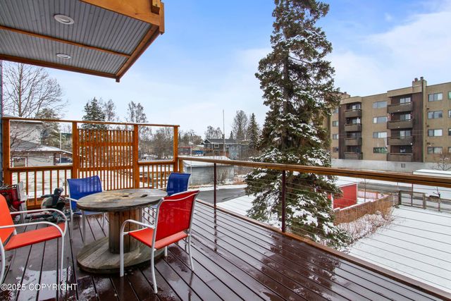 325 E 11th Avenue, Anchorage, AK 99501