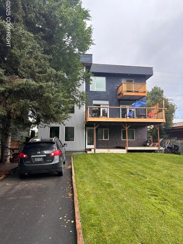325 E 11th Avenue, Anchorage, AK 99501