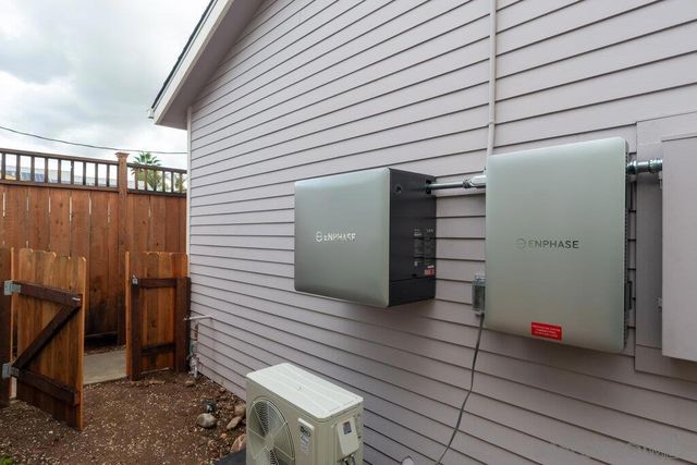 4821 Monroe Ave, San Diego, CA 92115