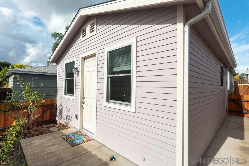 4821 Monroe Ave, San Diego, CA 92115