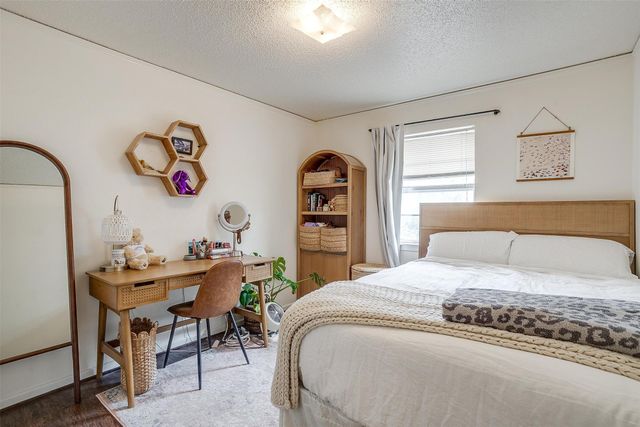 3217 Lubbock Avenue, Fort Worth, TX 76109