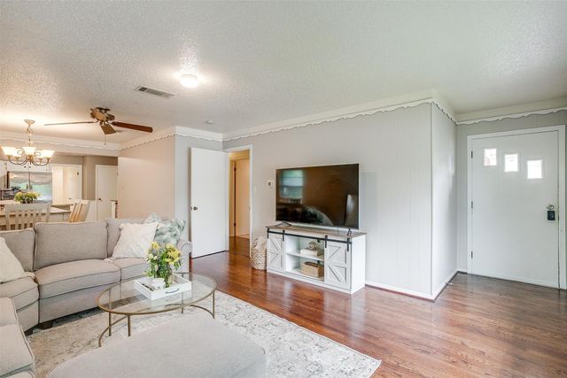 3217 Lubbock Avenue, Fort Worth, TX 76109
