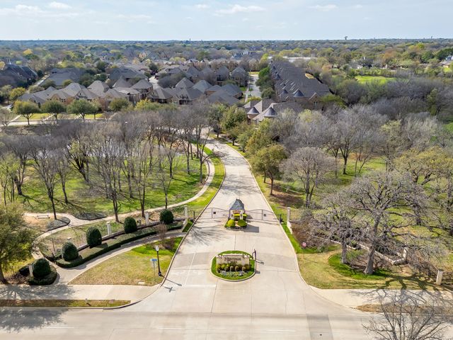 5060 Heritage Oaks Drive, Colleyville, TX 76034