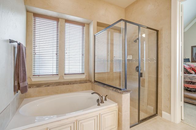 5060 Heritage Oaks Drive, Colleyville, TX 76034