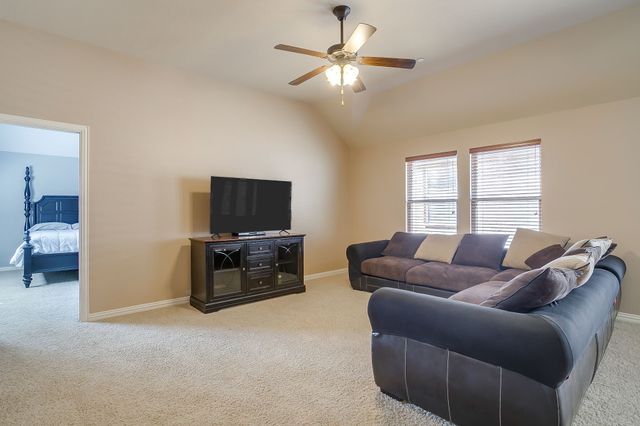 5060 Heritage Oaks Drive, Colleyville, TX 76034