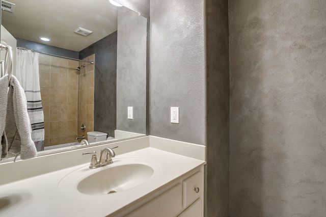 5060 Heritage Oaks Drive, Colleyville, TX 76034