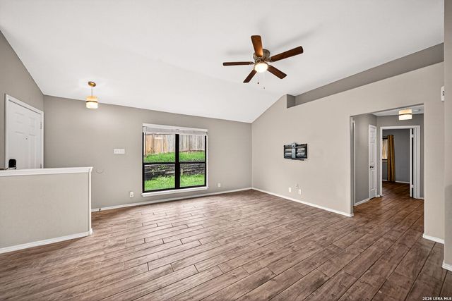 8534 Sir Galahad, San Antonio, TX 78240