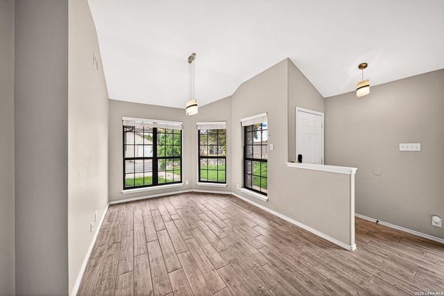 8534 Sir Galahad, San Antonio, TX 78240
